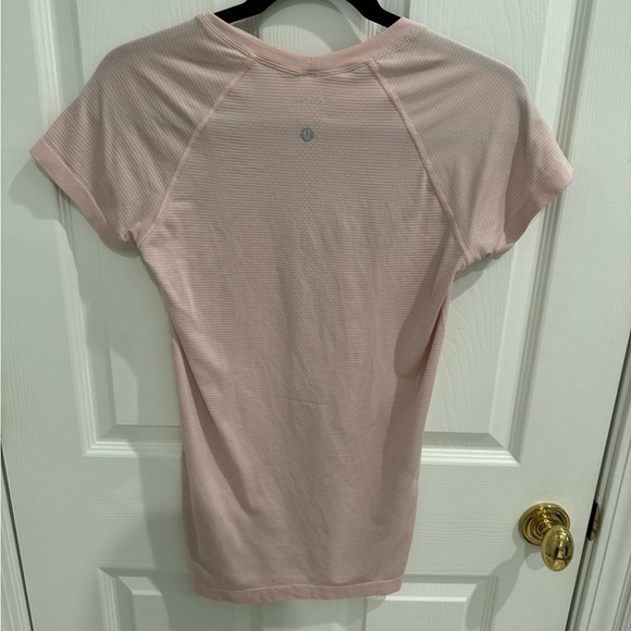 Lululemon Swiftly Short Sleeve Size 6 - Picture 2 of 4